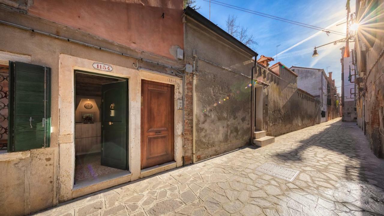 Ca' Marcello - Biennale Apartment Venesia Bagian luar foto