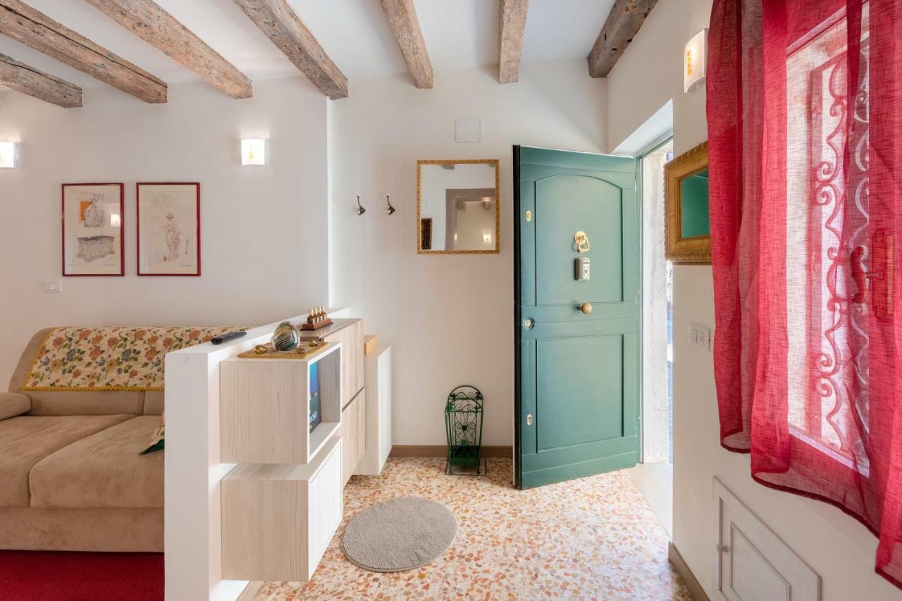 Ca' Marcello - Biennale Apartment Venesia Bagian luar foto